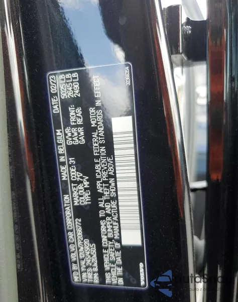 2023 Volvo Xc40 Plus z USA, uszkodzony, nr VIN YV4L12UW7P2066772